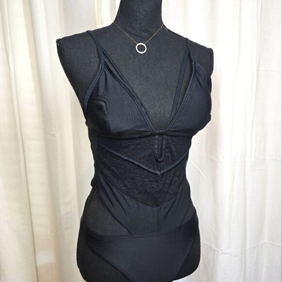 Sexy Black Lace Cutout Swimsuit - Picture 14 of 14